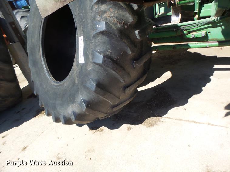 image for item DA3378 Firestone Radial 24.5-32 tire