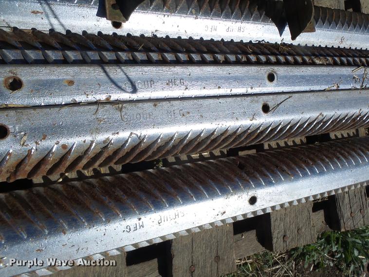 image for item DA3383 John Deere 4420 combine parts