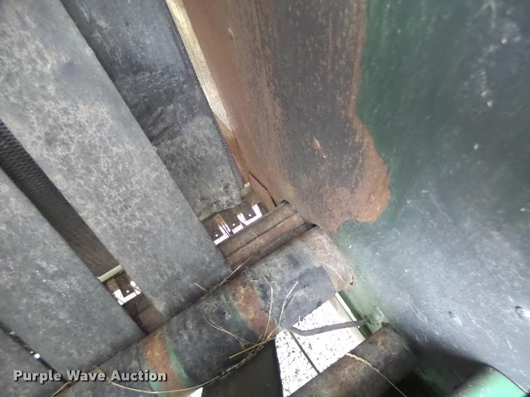 image for item DA3398 1995 John Deere 435 round baler