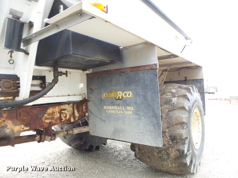 image for item DA3424 Tyler 4330 self-propelled applicator