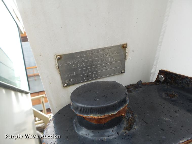 image for item DA3424 Tyler 4330 self-propelled applicator