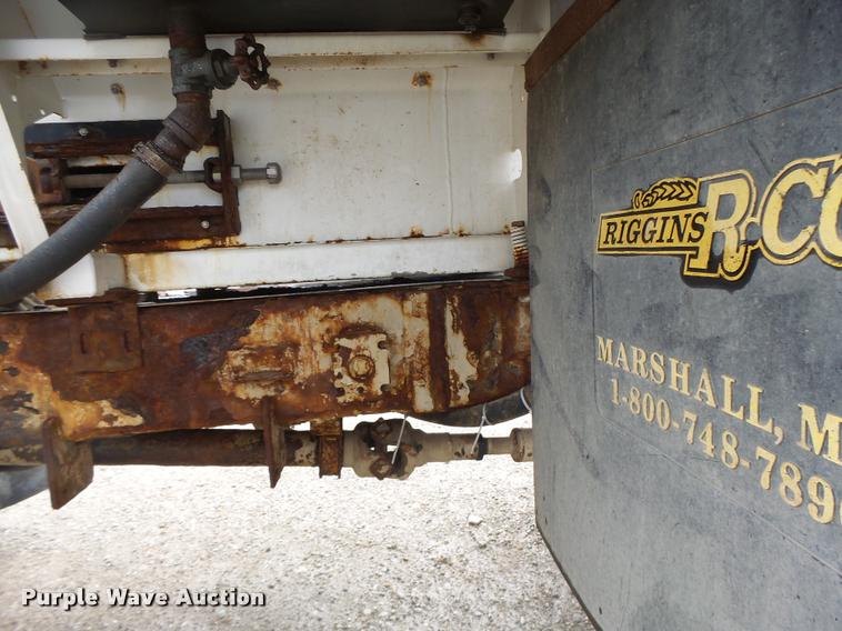 image for item DA3424 Tyler 4330 self-propelled applicator