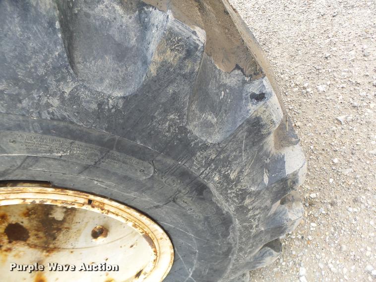 image for item DA3424 Tyler 4330 self-propelled applicator