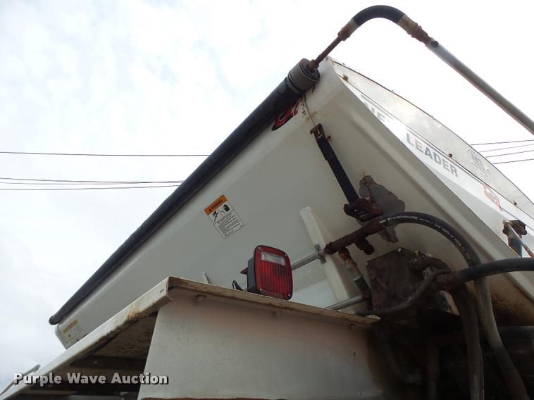 image for item DA3424 Tyler 4330 self-propelled applicator