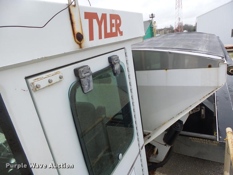 image for item DA3424 Tyler 4330 self-propelled applicator