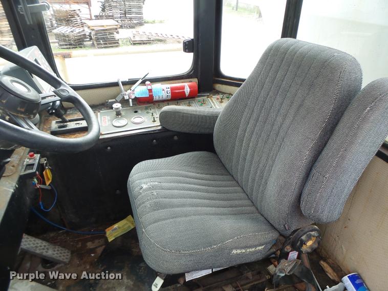 image for item DA3424 Tyler 4330 self-propelled applicator