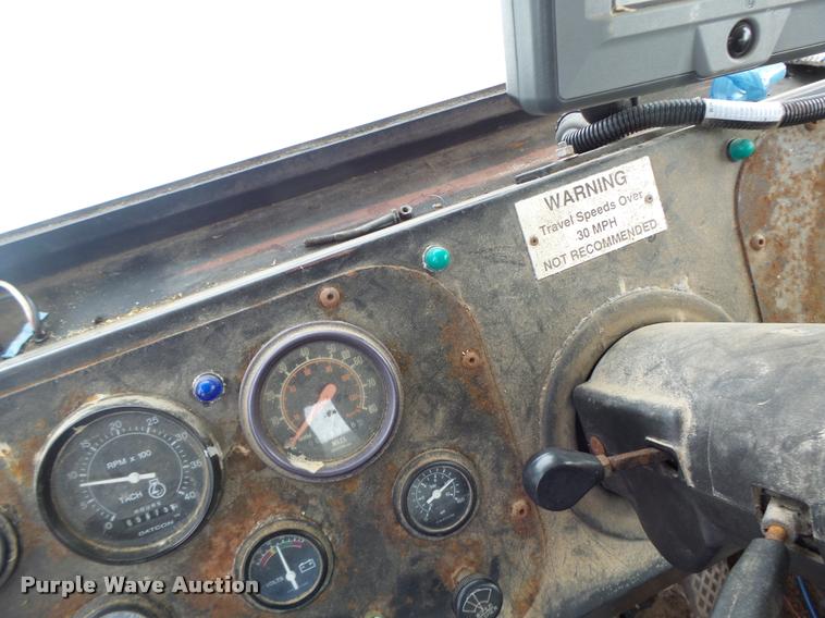 image for item DA3424 Tyler 4330 self-propelled applicator