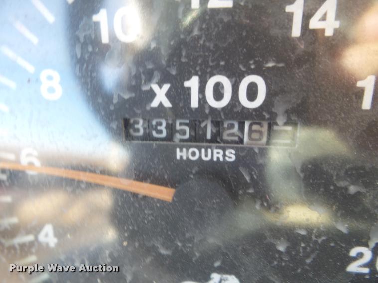 image for item DA5220 1995 Mack CH613 feed truck