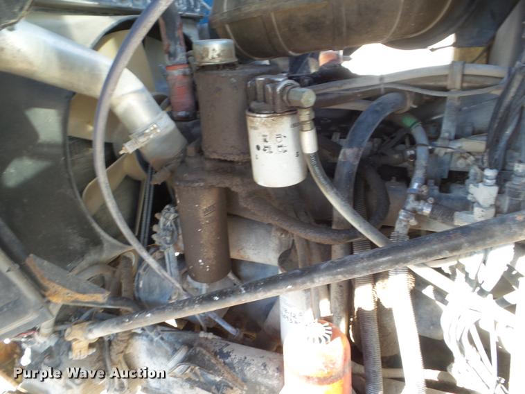 image for item DA5220 1995 Mack CH613 feed truck