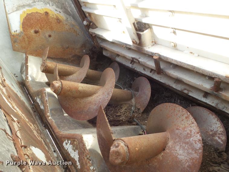 image for item DA5220 1995 Mack CH613 feed truck