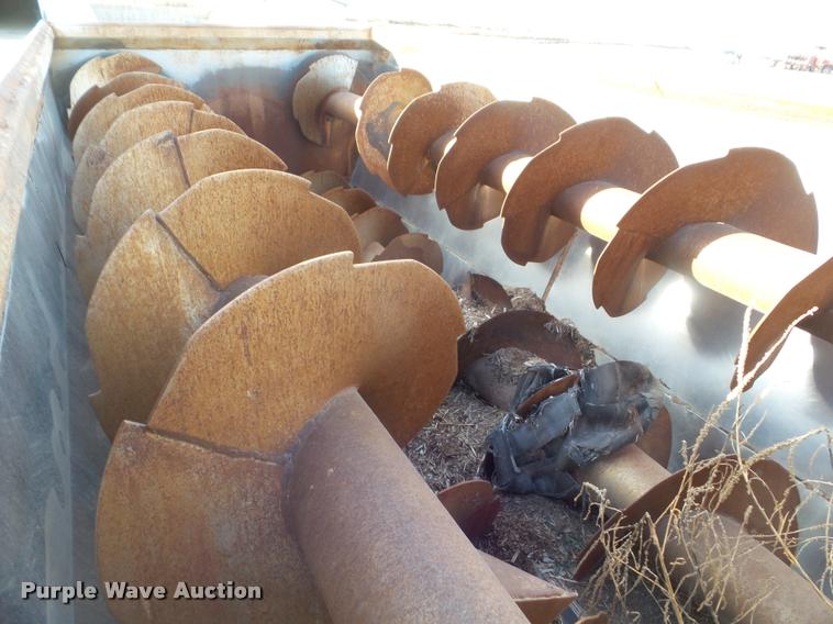 image for item DA5220 1995 Mack CH613 feed truck