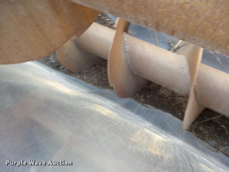 image for item DA5220 1995 Mack CH613 feed truck