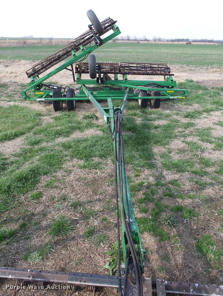 image for item DA6000 Unverferth 220 rolling harrow soil conditioner
