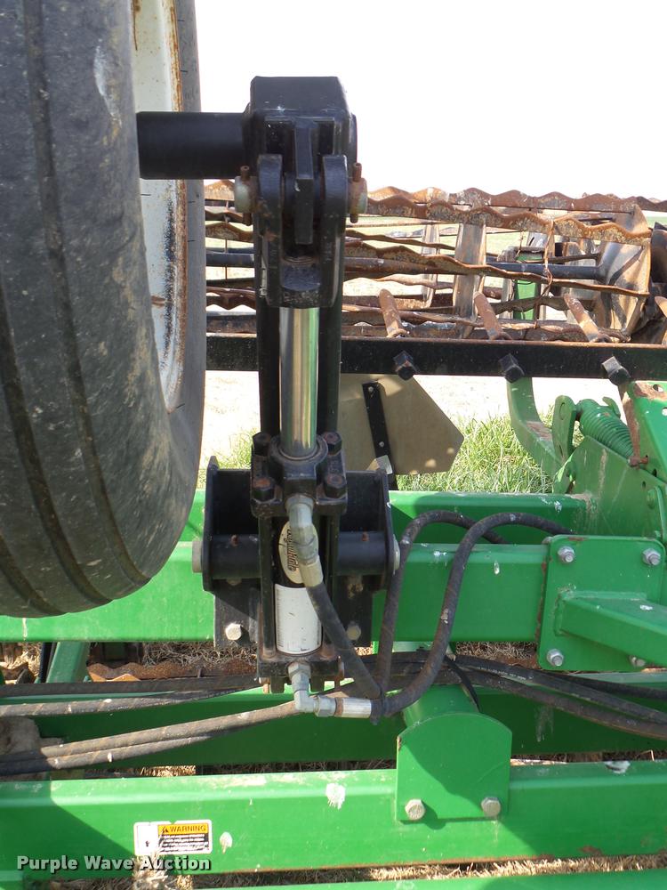 image for item DA6000 Unverferth 220 rolling harrow soil conditioner