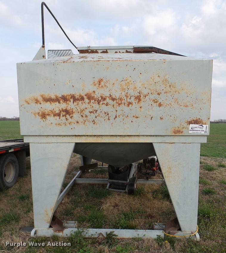 image for item DA6002 Convey All BT-240 seed tender