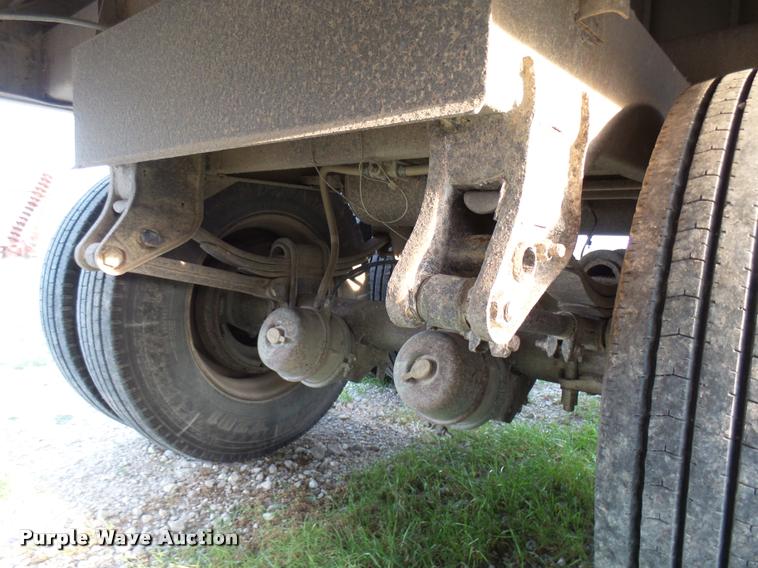 image for item DA6003 1988 Wilson double hopper grain trailer