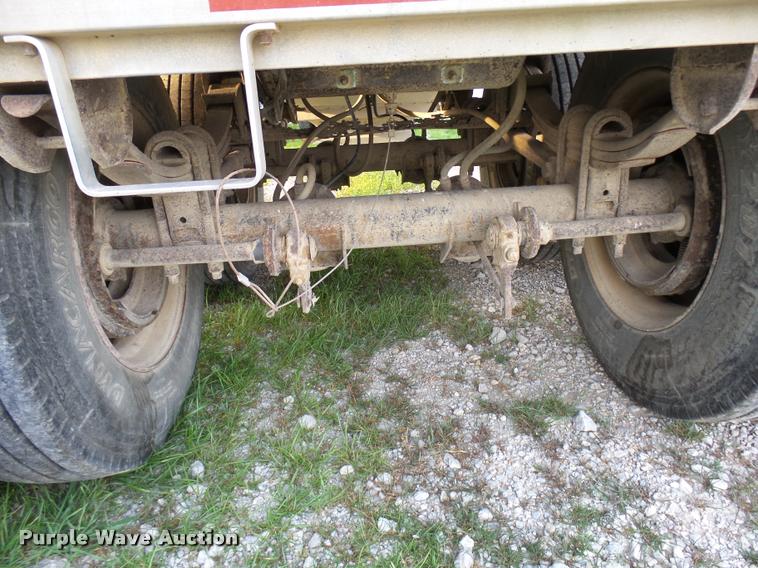 image for item DA6003 1988 Wilson double hopper grain trailer