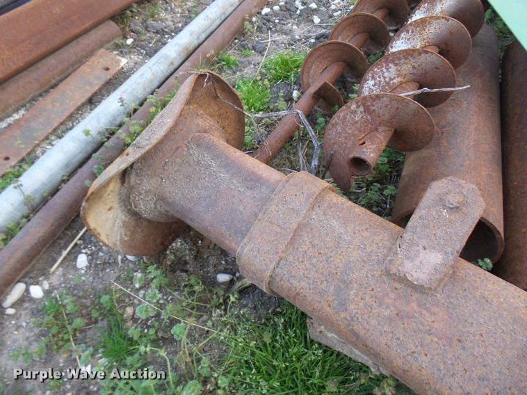 image for item DA6003 1988 Wilson double hopper grain trailer