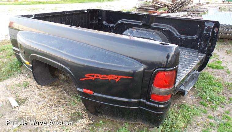 image for item DA6004 Dodge Ram 3500 pickup truck bed