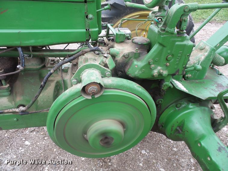 image for item DA8002 1945 John Deere H tractor