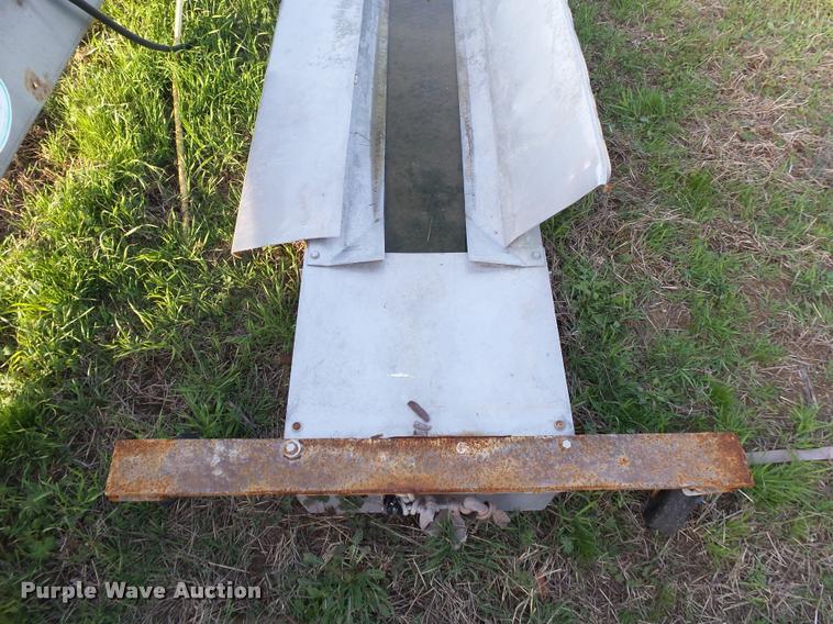 image for item DA9029 Adams stainless steel belly dump conveyor