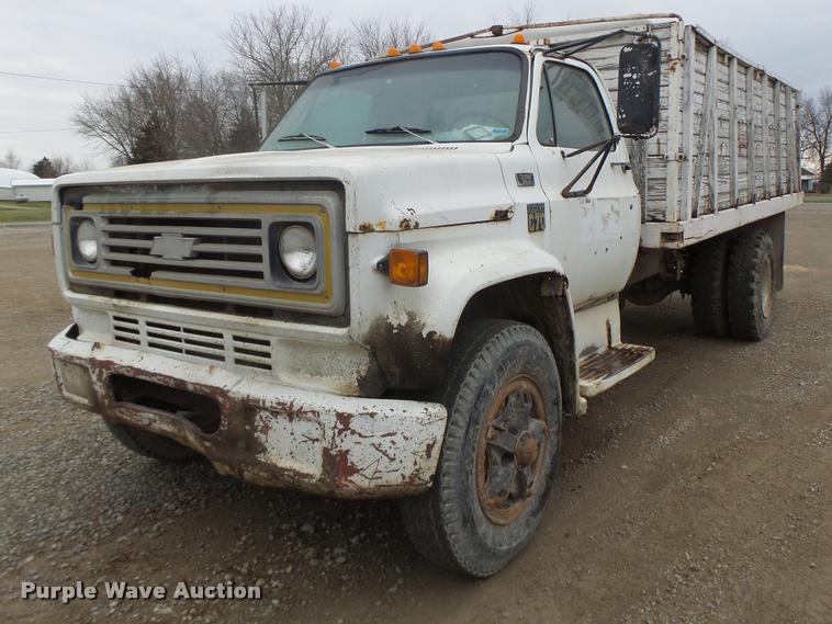 image for item DA9437 1979 Chevrolet C70 grain truck