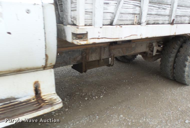 image for item DA9437 1979 Chevrolet C70 grain truck