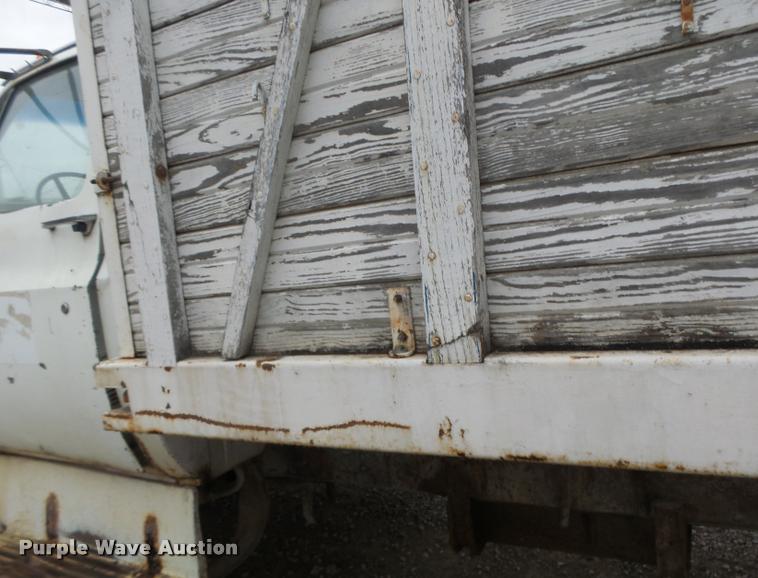 image for item DA9437 1979 Chevrolet C70 grain truck