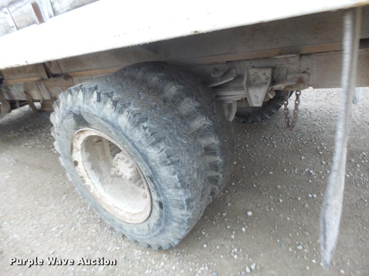 image for item DA9437 1979 Chevrolet C70 grain truck