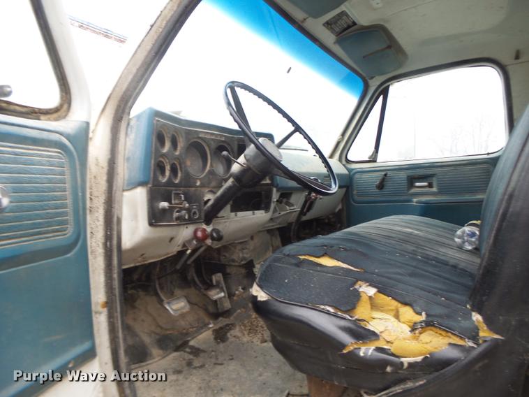 image for item DA9437 1979 Chevrolet C70 grain truck