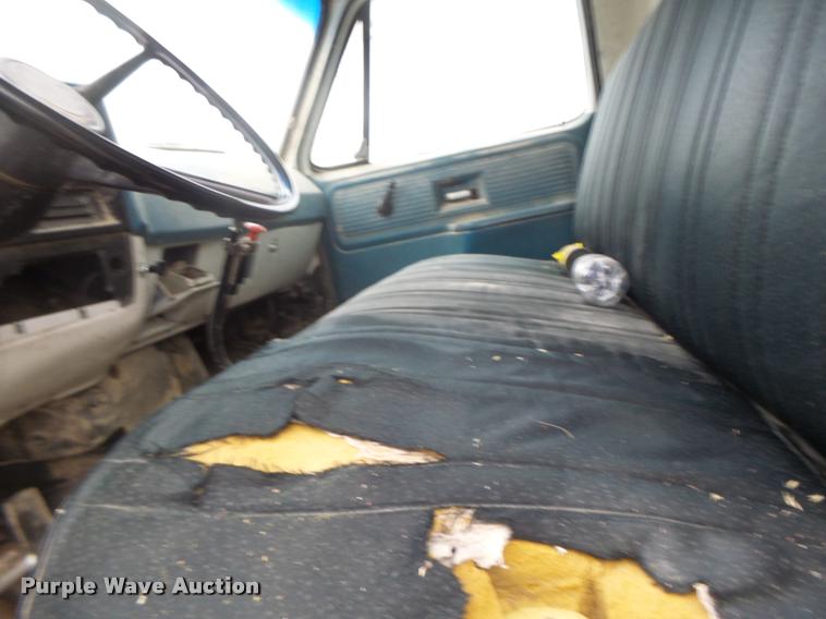 image for item DA9437 1979 Chevrolet C70 grain truck
