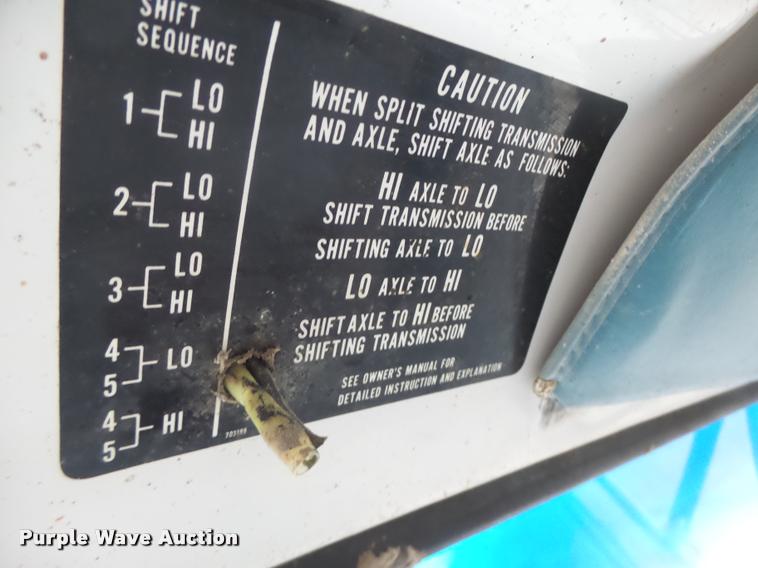 image for item DA9437 1979 Chevrolet C70 grain truck