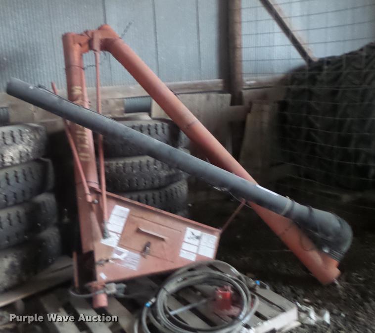 image for item DA9438 Westfield seed auger
