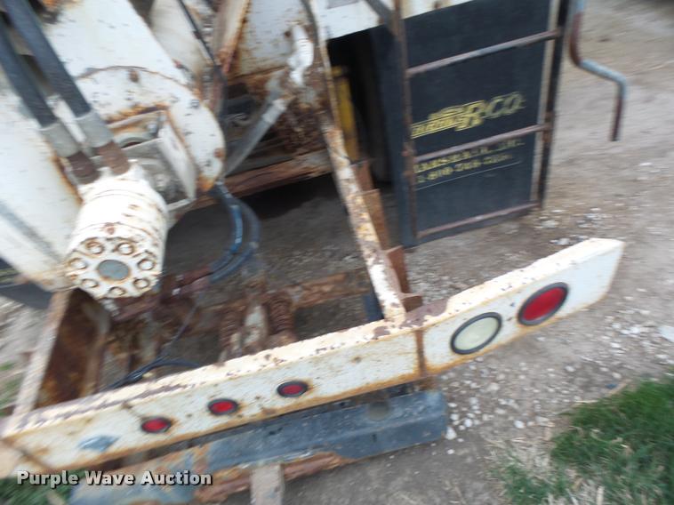 image for item DA9440 1991 International 9300 seed tender truck