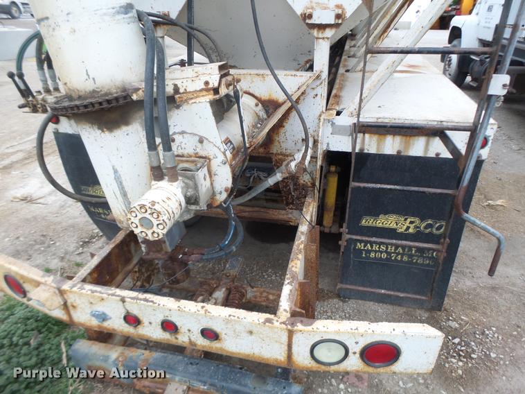 image for item DA9440 1991 International 9300 seed tender truck