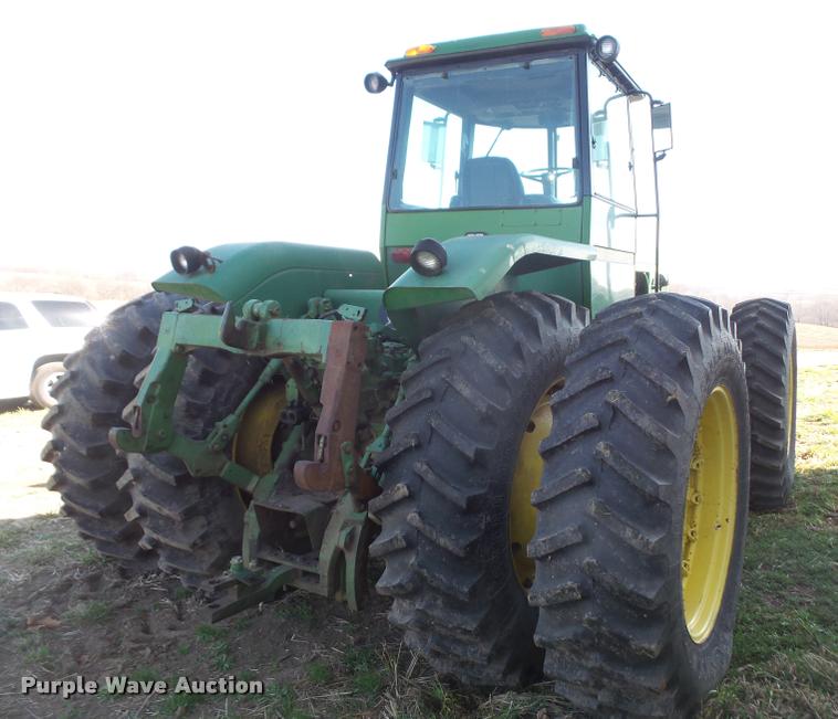 image for item DB0519 1981 John Deere 8640 4WD tractor