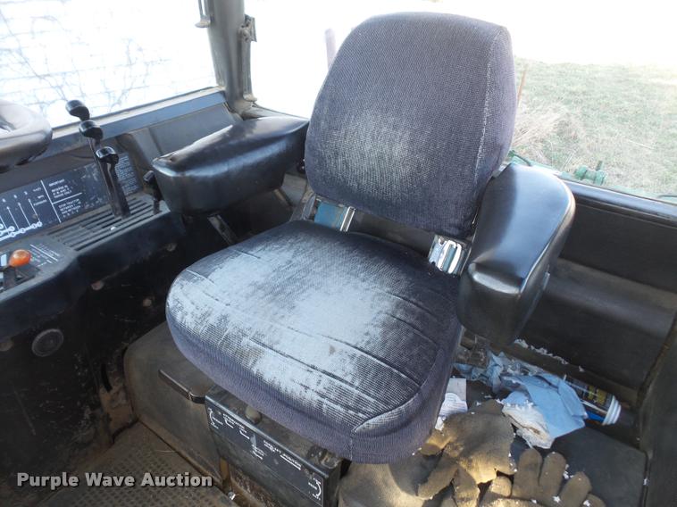 image for item DB0519 1981 John Deere 8640 4WD tractor