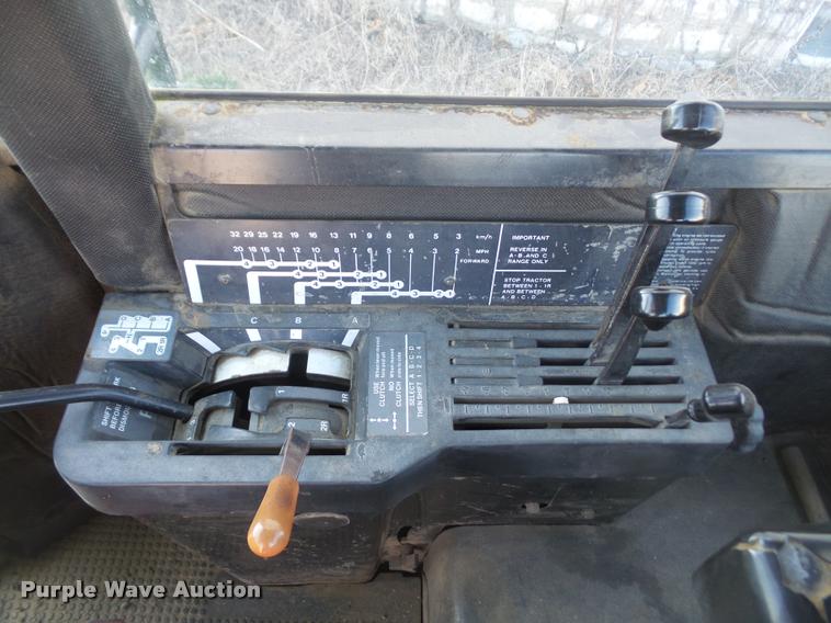 image for item DB0519 1981 John Deere 8640 4WD tractor