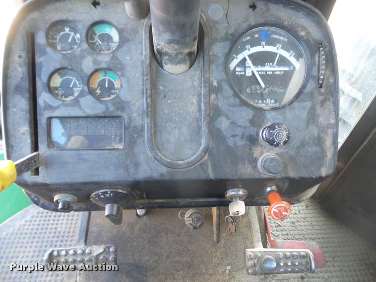 image for item DB0519 1981 John Deere 8640 4WD tractor