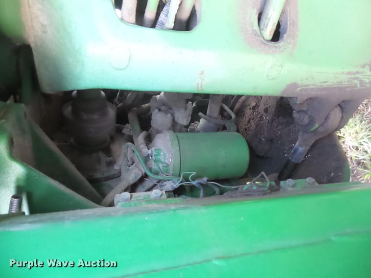 image for item DB0519 1981 John Deere 8640 4WD tractor