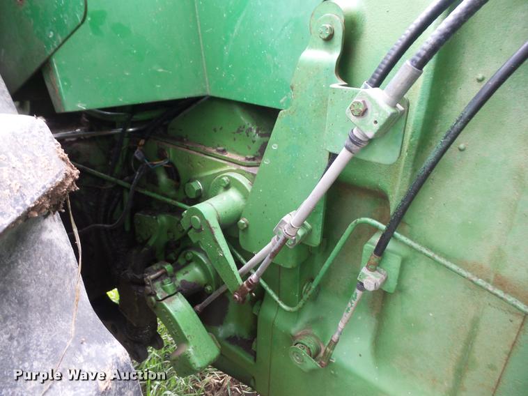image for item DB0519 1981 John Deere 8640 4WD tractor
