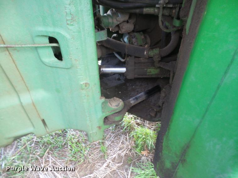 image for item DB0519 1981 John Deere 8640 4WD tractor