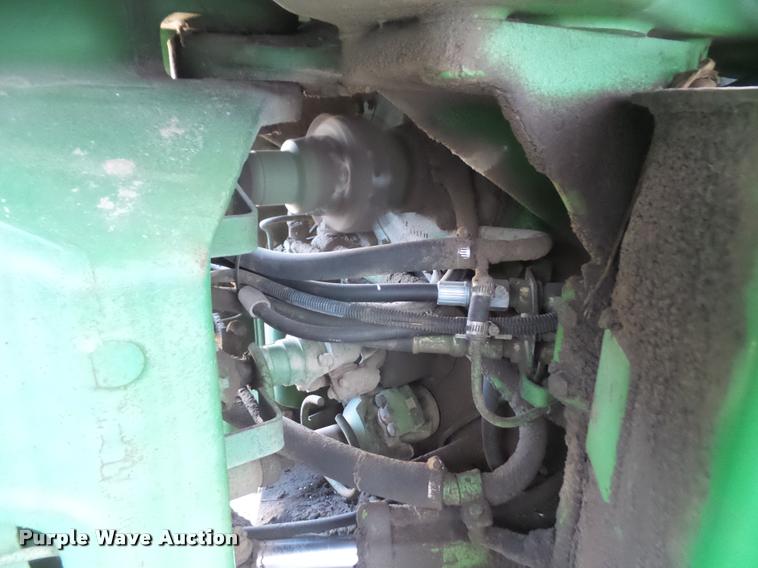 image for item DB0519 1981 John Deere 8640 4WD tractor