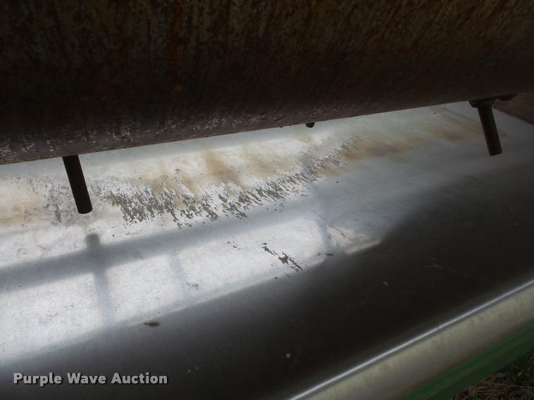 image for item DB0579 2014 John Deere 630D Hydrafloat draper head