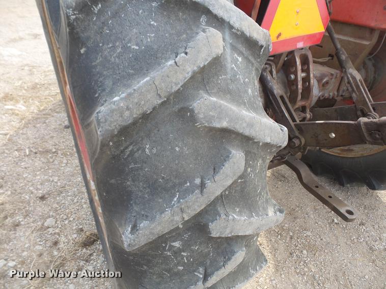 image for item DB0585 1975 Massey-Ferguson 175 tractor