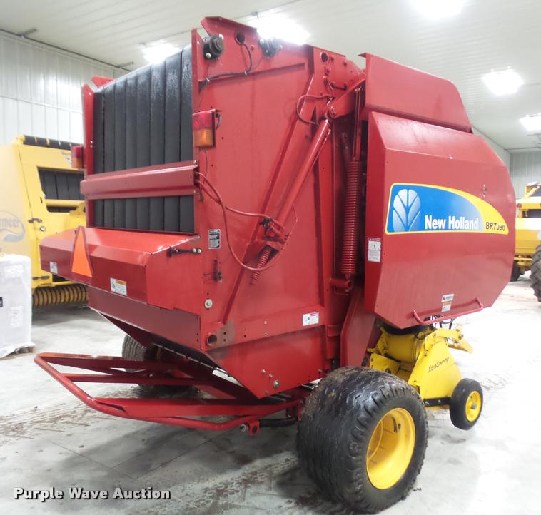 image for item DB0596 2008 New Holland BR7090 round baler