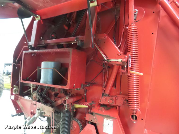 image for item DB0596 2008 New Holland BR7090 round baler