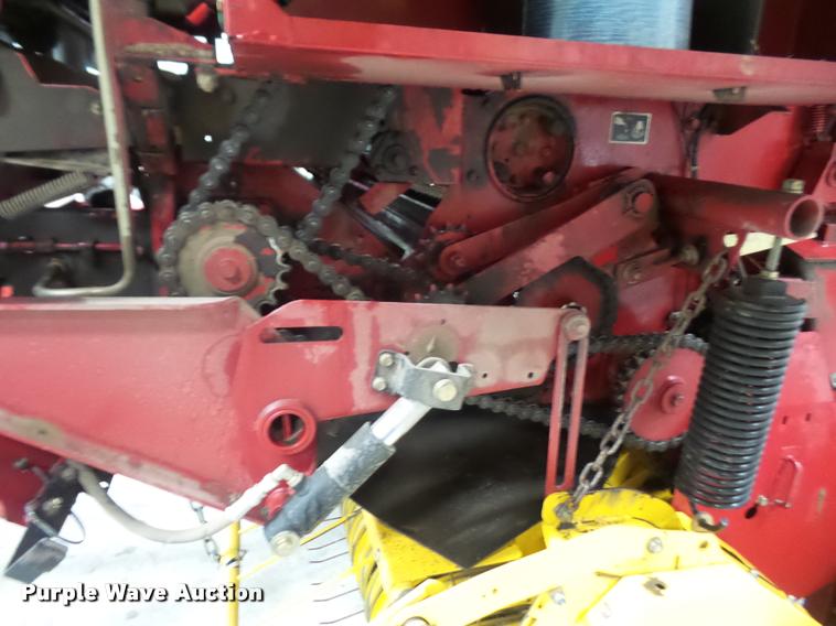 image for item DB0596 2008 New Holland BR7090 round baler