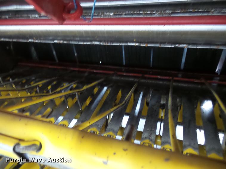 image for item DB0596 2008 New Holland BR7090 round baler