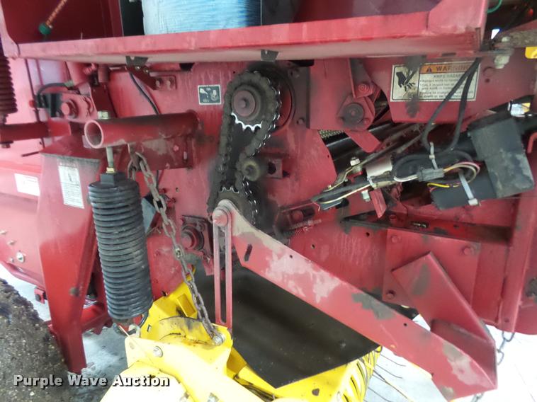 image for item DB0596 2008 New Holland BR7090 round baler